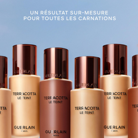 GUERLAIN Kabuki Brush - Pinceau Fond de Teint 3346470439917 GUERLAIN Kabuki Brush - Pinceau Fond de Teint 3346470439917